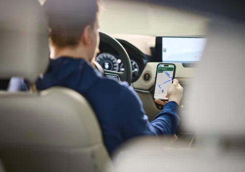 Flovi-fast and easy car relocation